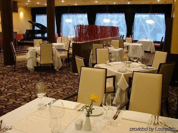 Orea Hotel Voro Брно 3*,
