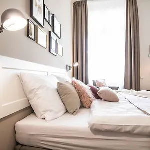 Апартаменты Place And Comfort